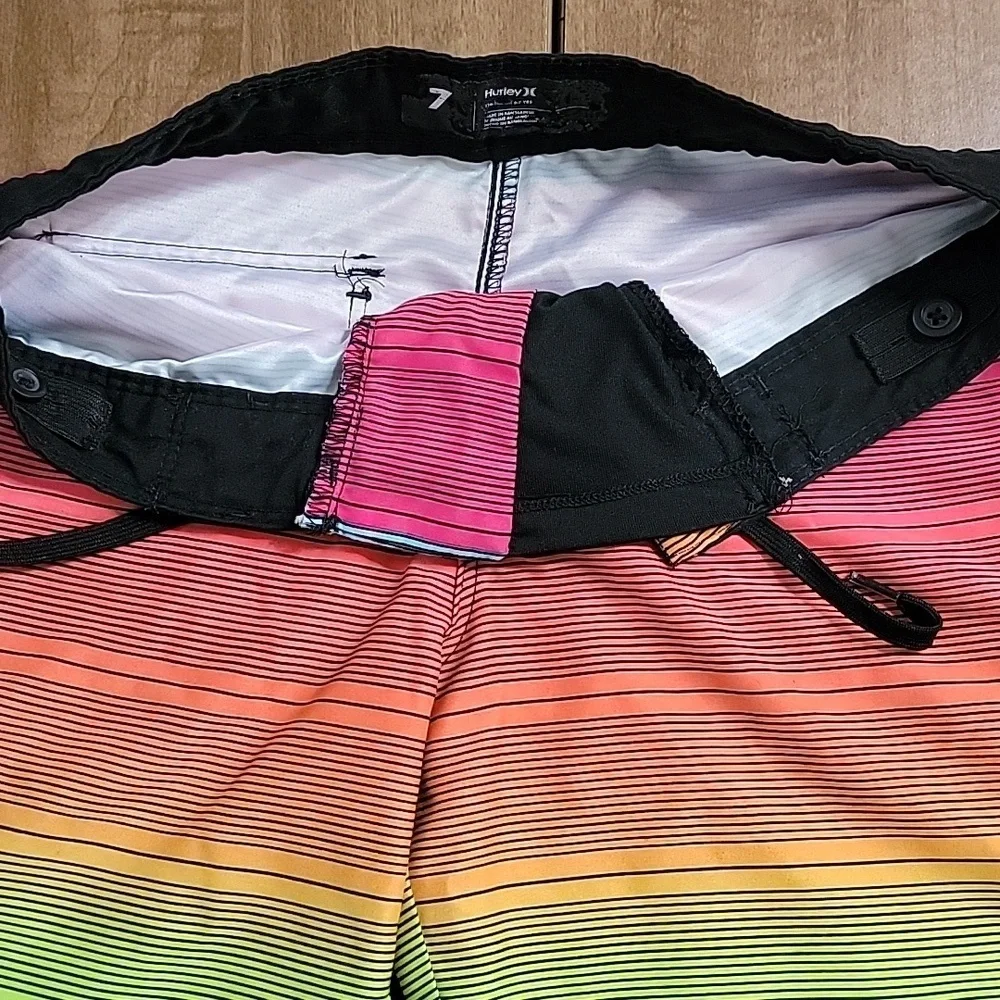 Hurley Boys Rainbow Stripe Board Shorts Swim Trunks‎ Size 7 Multicolor